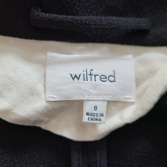 SOLD-Aritzia Wilfred Chevalier Black Blazer - Picture 4 of 7